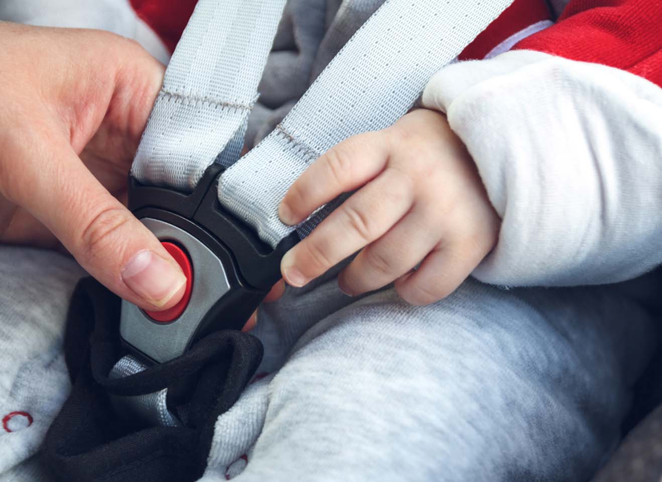 Baby vervoeren in de auto? Zo doe je dat veilig