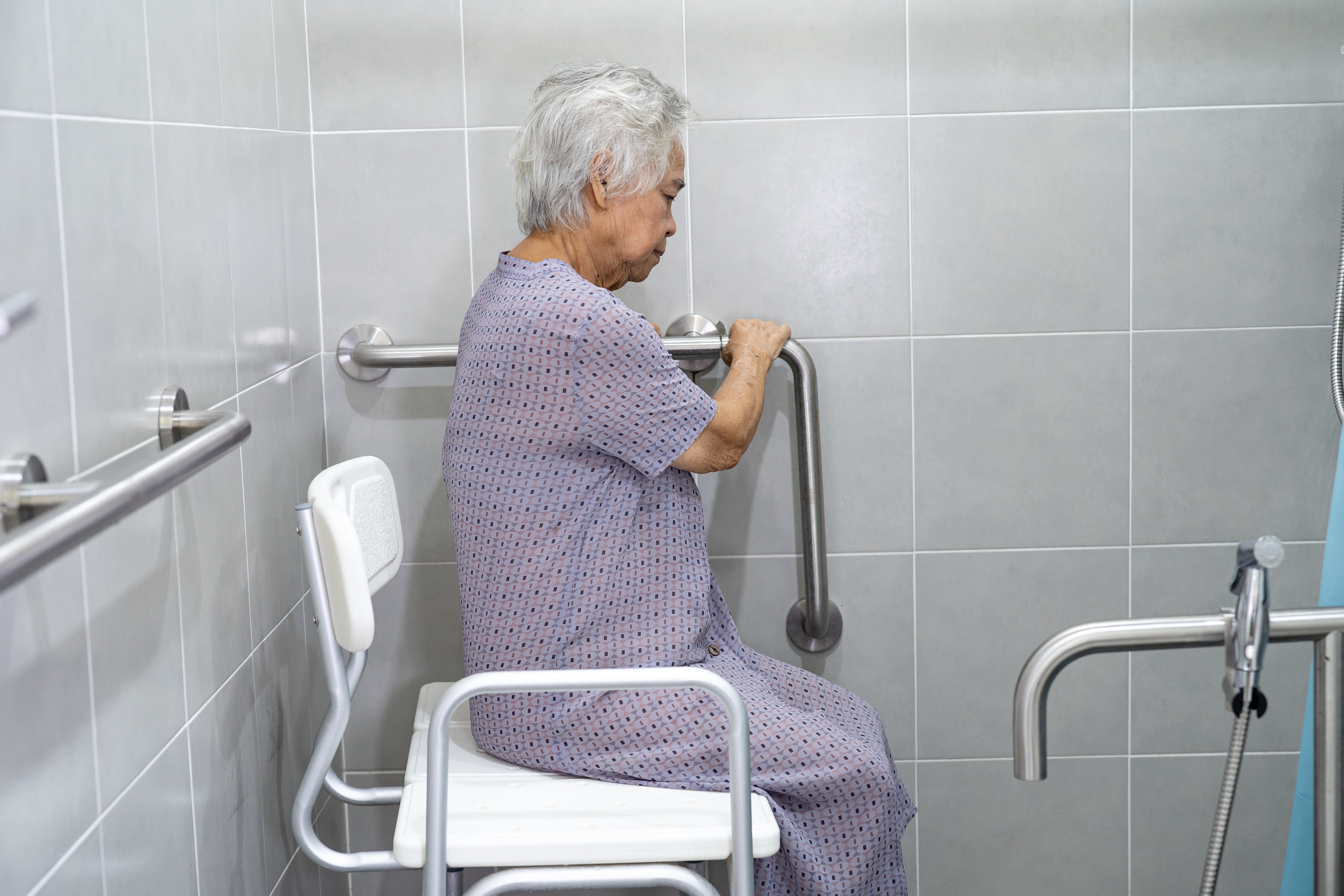 Veilig Wonen Senioren: Leer hoe je jouw badkamer en toilet veiliger maakt